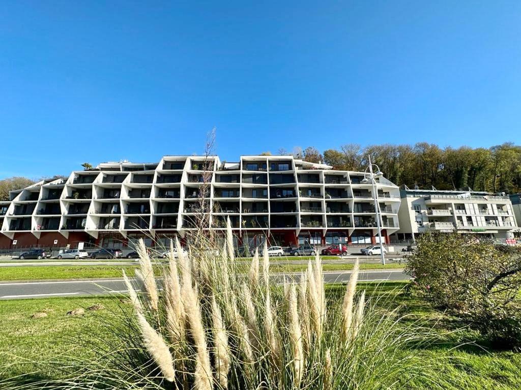 Apartament Le Dolce Aix-les-Bains Zewnętrze zdjęcie
